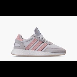 Women’s Adidas I-5923